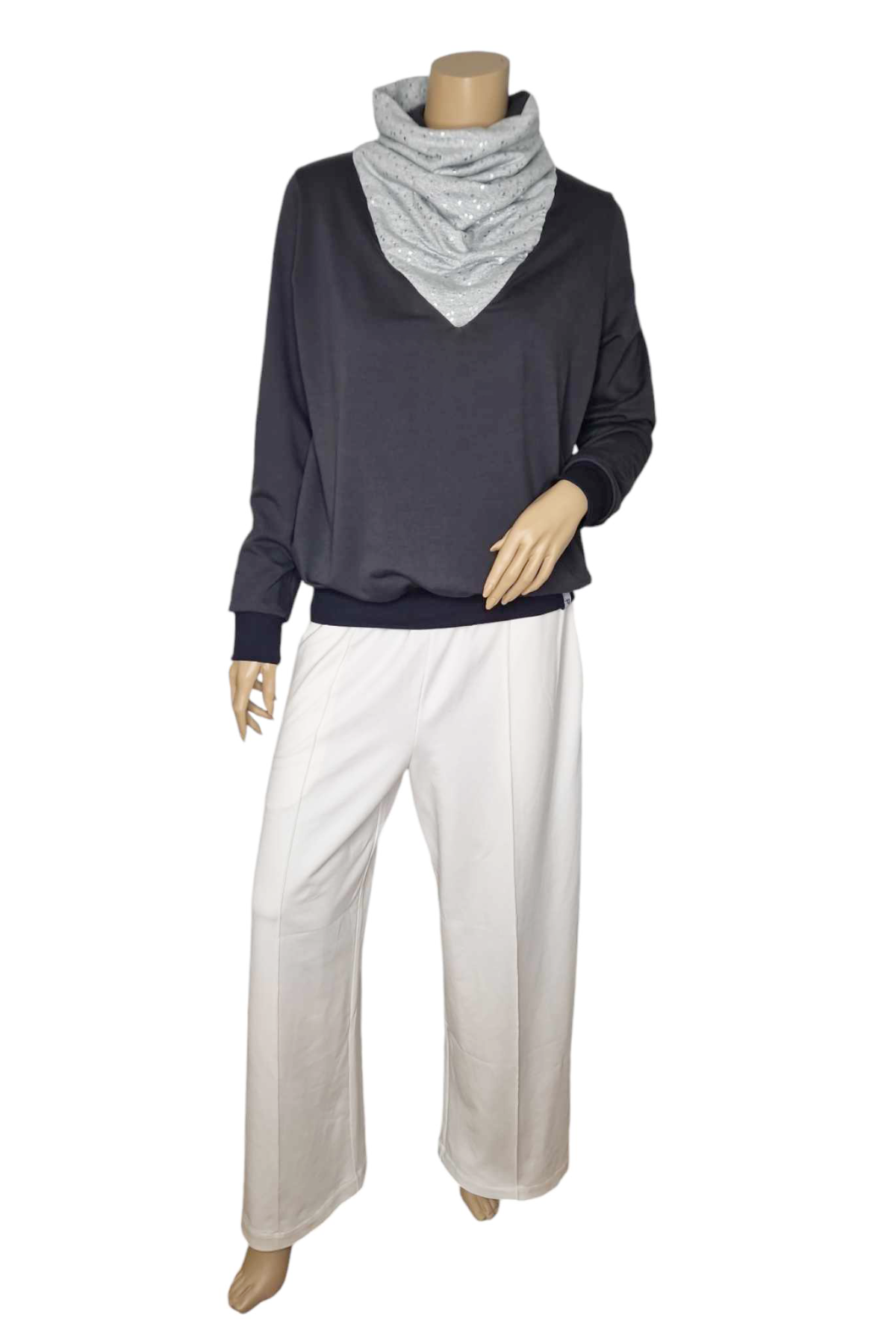 Warmer Sweatshirt mit Schalkragen silberne Sterne