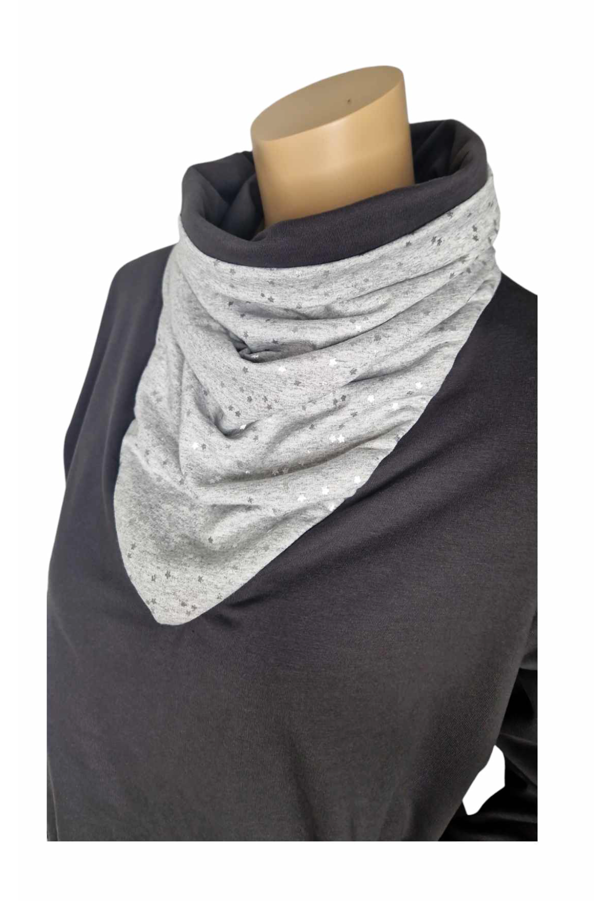 Warmer Sweatshirt mit Schalkragen silberne Sterne