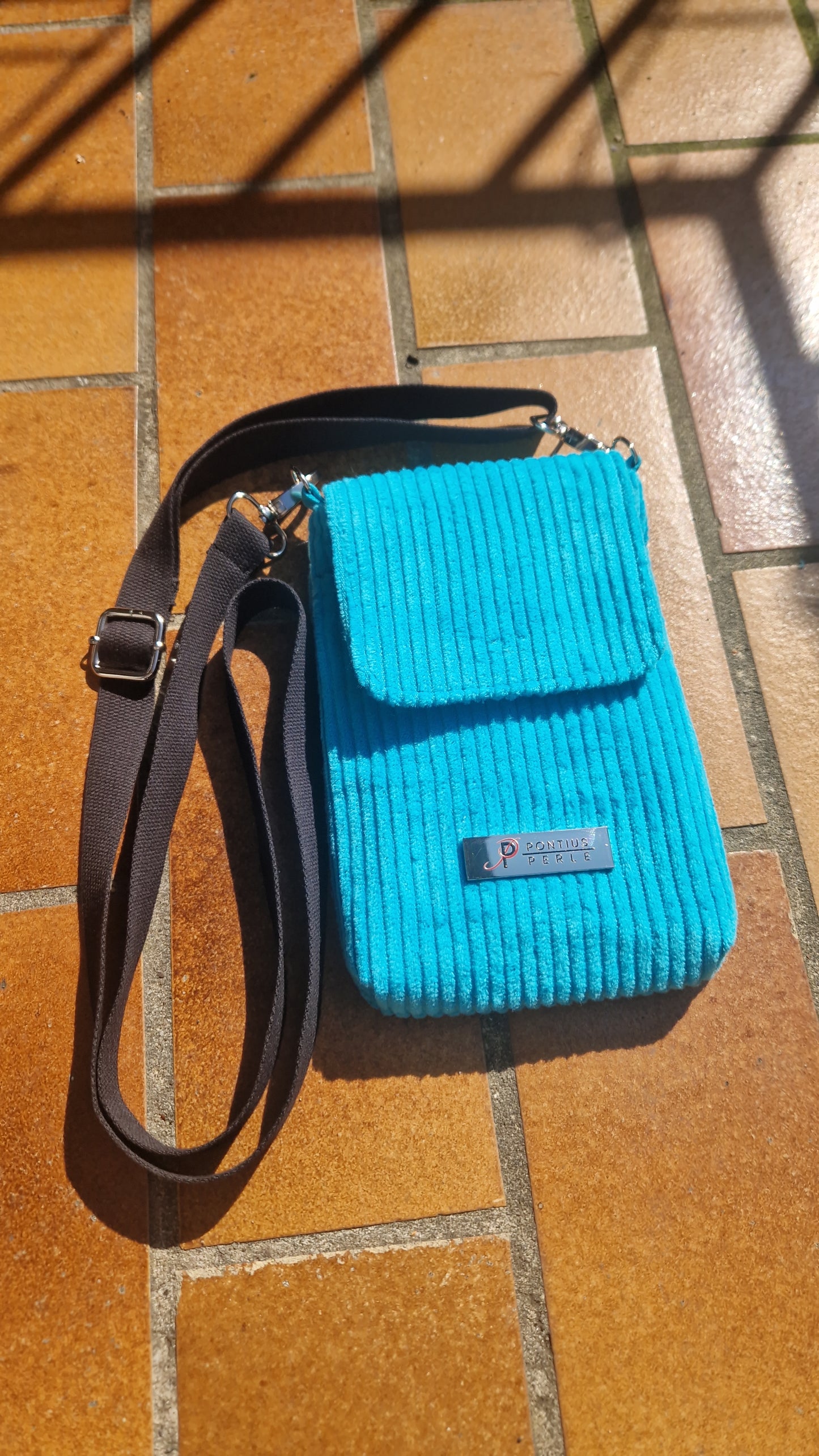 Handytasche zum Umhängen Cord Türkis
