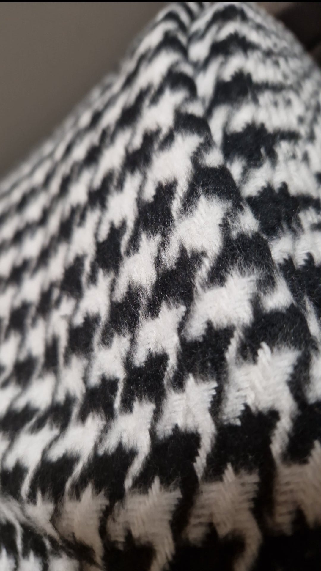 Hahnentritt Cardigan