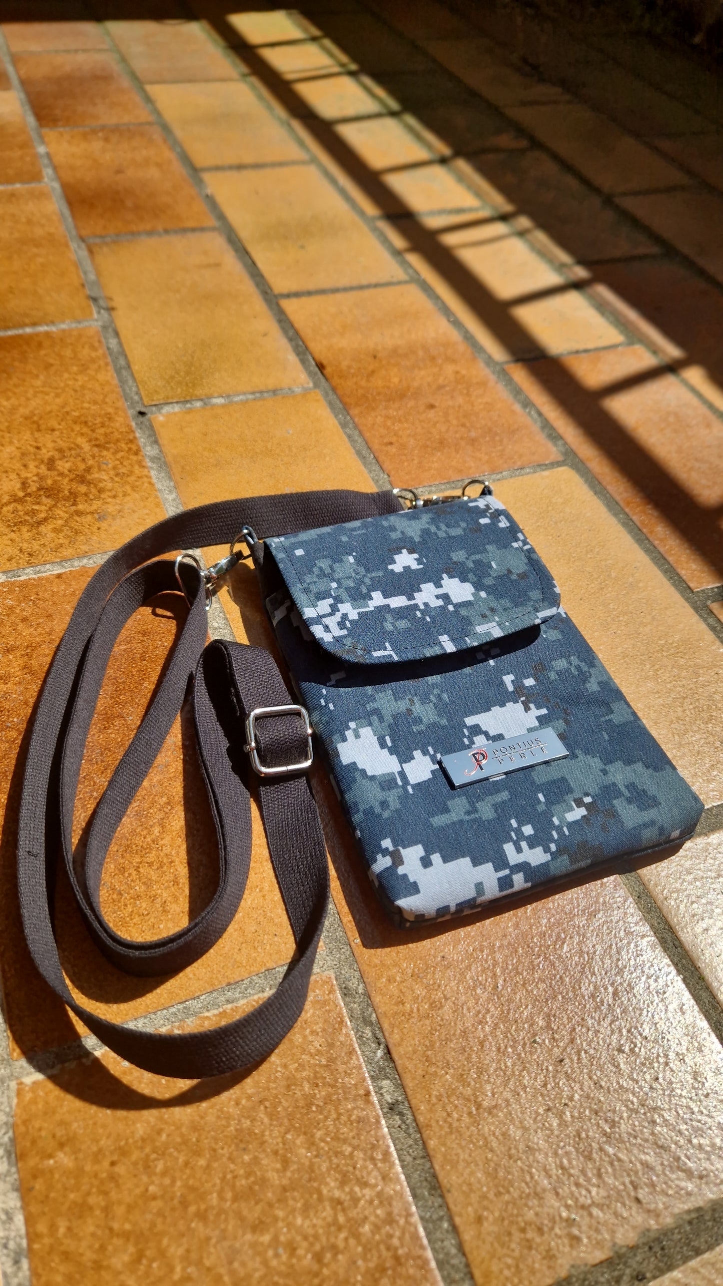 Handytasche zum Umhängen Canvas Camouflage