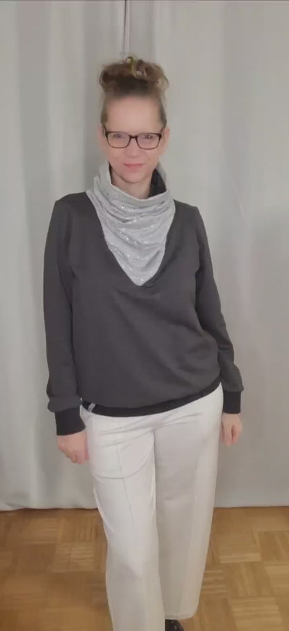 Warmer Sweatshirt mit Schalkragen silberne Sterne